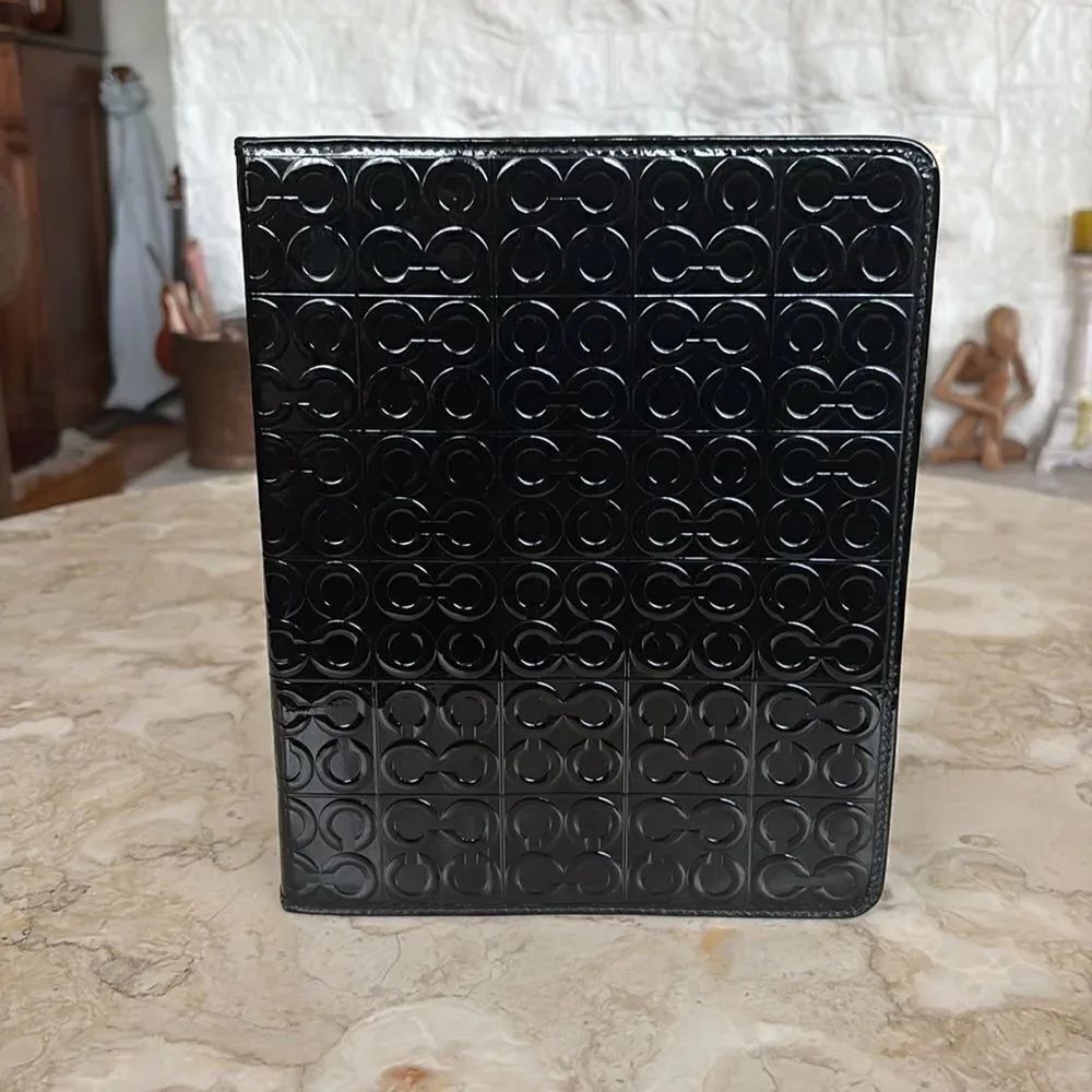 Coach Julia Op Art C Monogram iPad 2 Case - Black Patent Leather Mint Condition